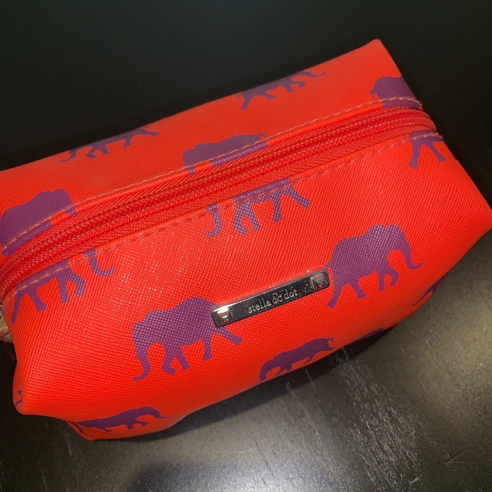 Stella and Dot elephant pouf